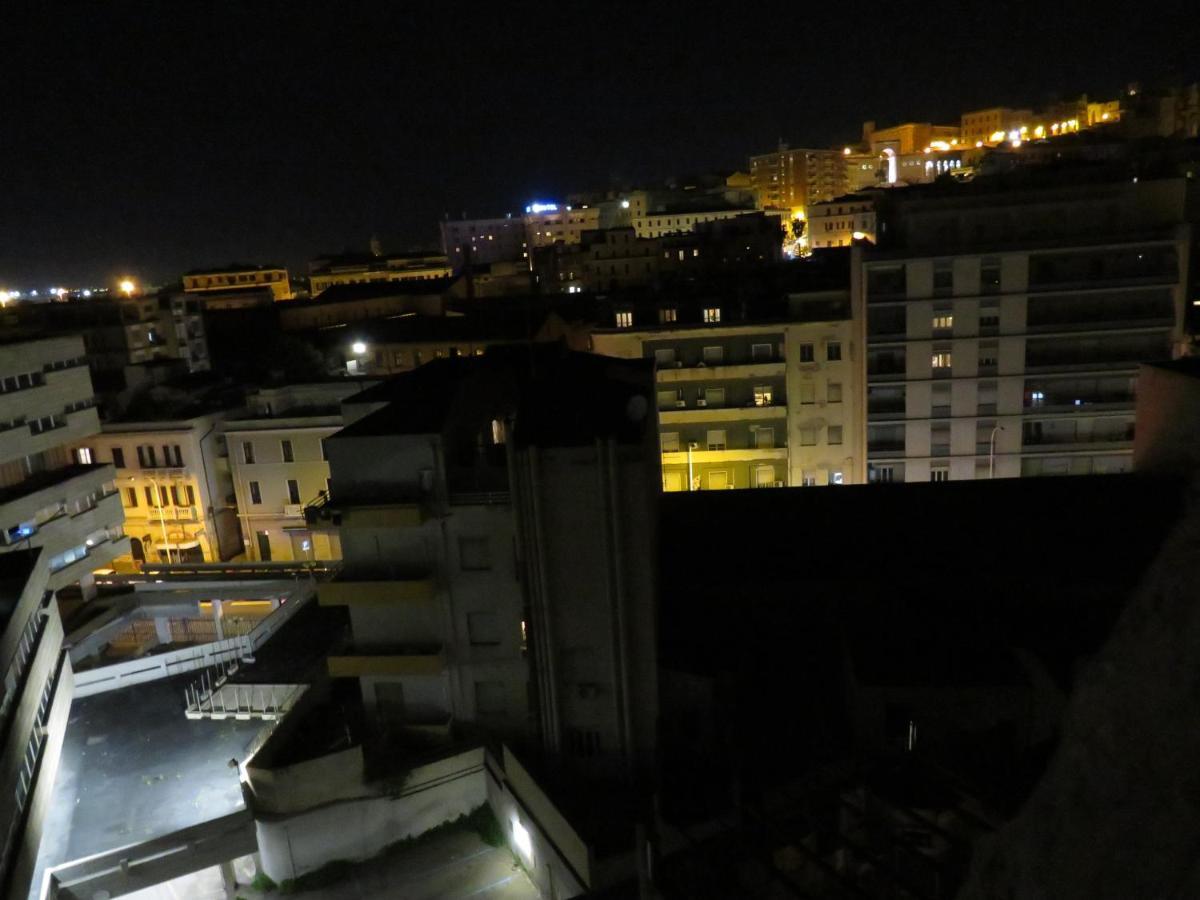 Luna Rossa Rooms Κάλιαρι Εξωτερικό φωτογραφία