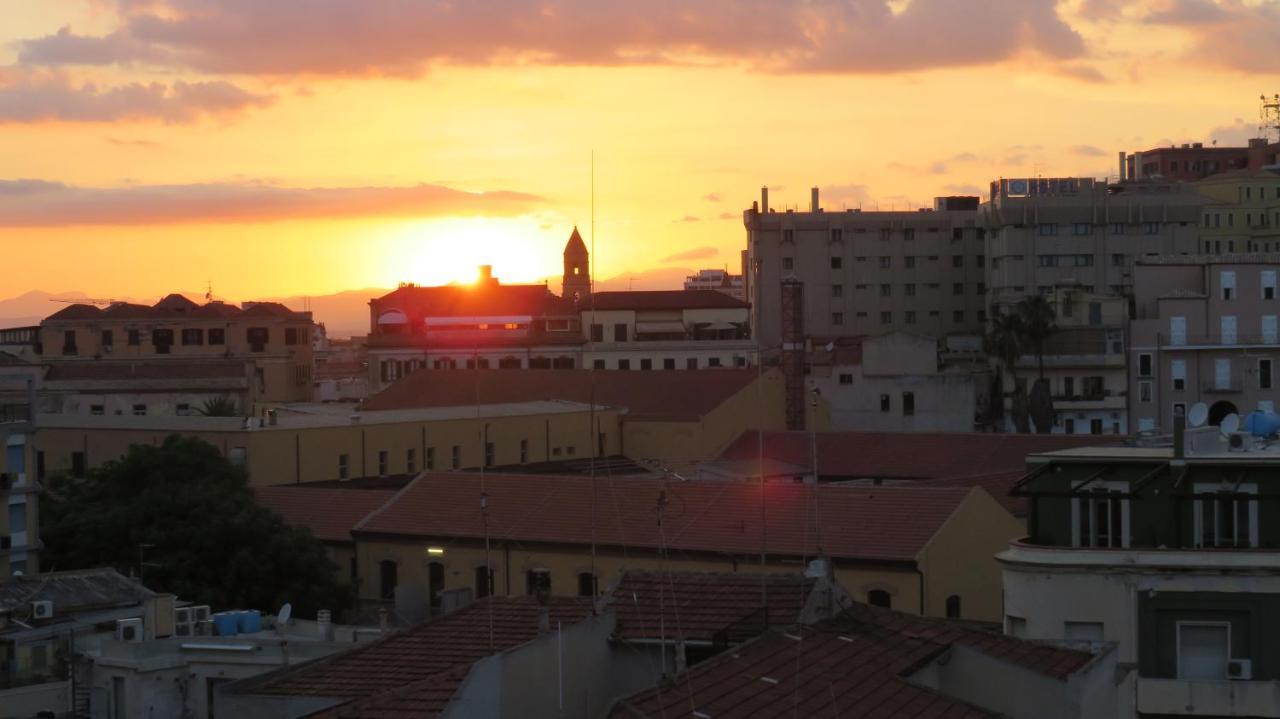 Luna Rossa Rooms Κάλιαρι Εξωτερικό φωτογραφία